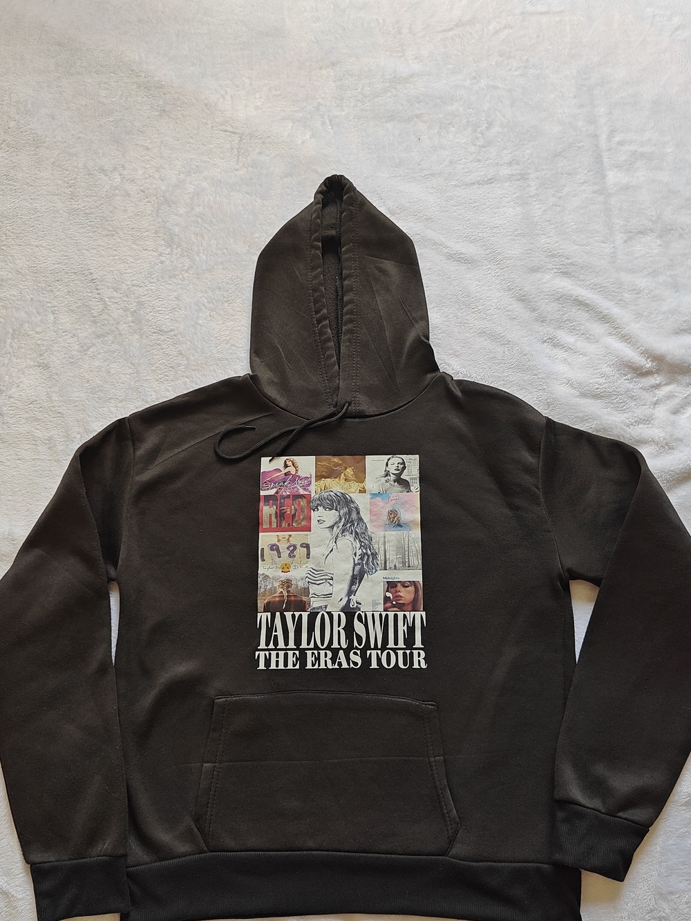 Taylor Swift Eras Tour Black Pullover Hoodie Fleece Graphic Pockets Women's M